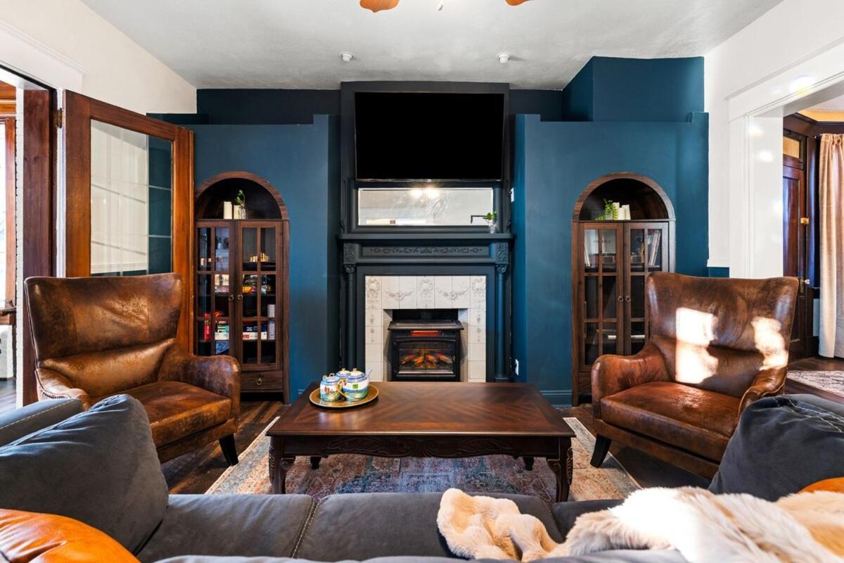 Holiday home Distinguished Victorian With A Family-focused Feel, Quiet Neighborhood